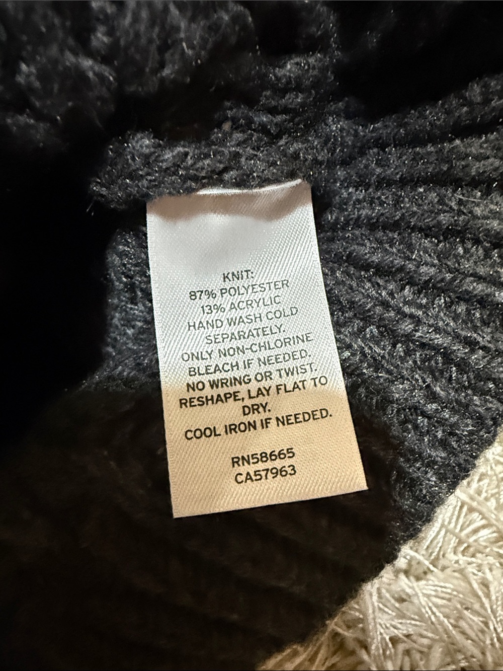 NWOT Chelsea28 Cable Knit Cropped Sweater - Picture 5 of 5